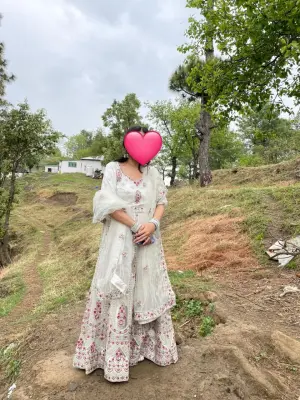 LEHNGA